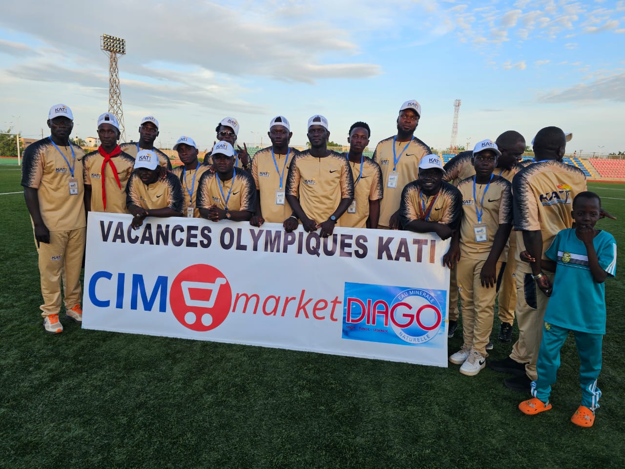 KATI SPORT EVENT Une équipe dynamique au service de la dynamisation du sport à Kati. Notre mission : Révéler les talents, organiser des compétitions de qualité et faire vibrer la jeunesse de Kati à travers le sport.